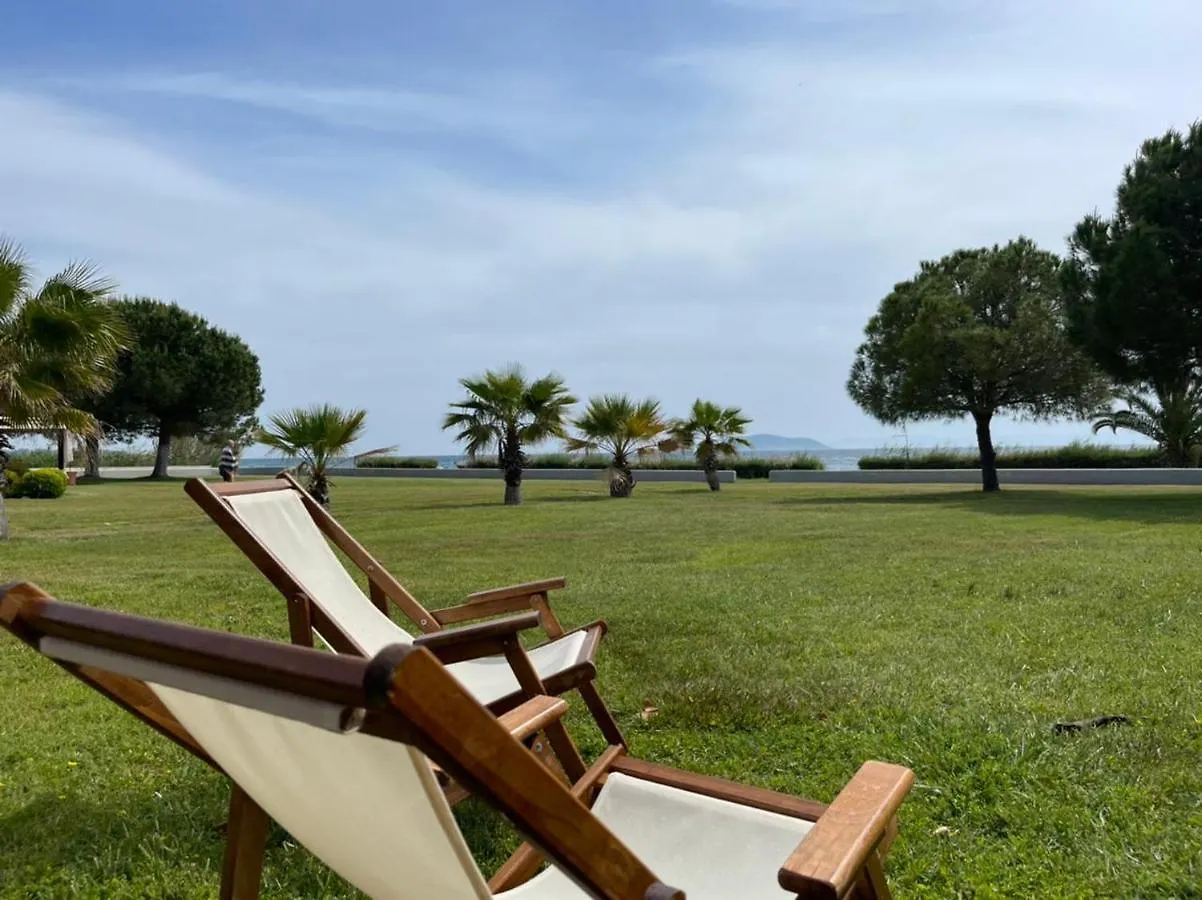 Cozy Beachfront Maisonette Offers Panoramic Views Of Sea Metokhion Konstamonitou Tatil Evi